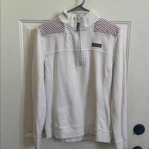 Vineyard Vines White Sweatshirt with Blue and Red Accents